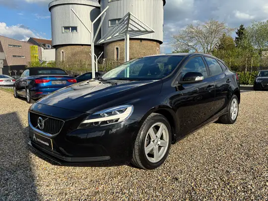 Volvo V40 2.0 D2 *CRUISE CONTROL*LED*CAPTEUR AR*GARANTIE*