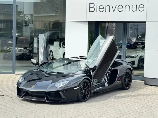 Lamborghini Aventador 6.5i V12 LP700-4*CARBON*LIFT*CAMERA AR*GPS*XENON*