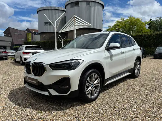 BMW X1 1.5iA sDrive18 *CRUISE CONTROL*CAMERA*LED*1ER PROPRIO*GARANTIE*