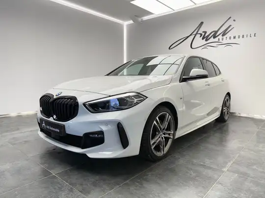 BMW 118 dA *PACK M*CARPLAY*LED*CAMERA*1ER PROP*GARANTIE*