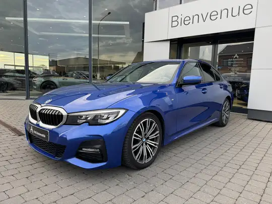 BMW 318 *GARANTIE*PACK M*1ER PROP*LED AMB*CARPLAY*CAMERA*