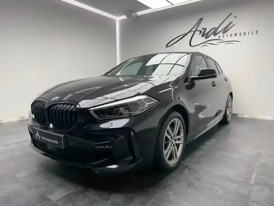 BMW 116 iA *38 000KM*PACK M*LED AMBIANCE*CARPLAY*GARANTIE*