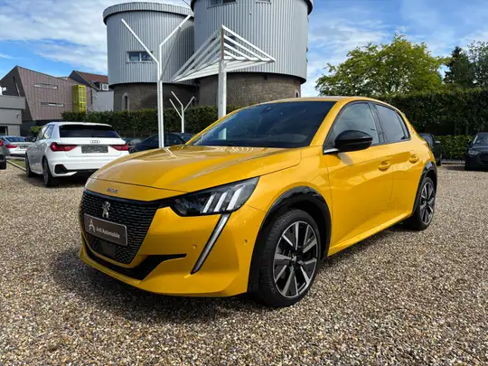 Peugeot 208 1.2 GT Line *CARPLAY*CAMERA*LED*1ER PROPRIO*GARANTIE*