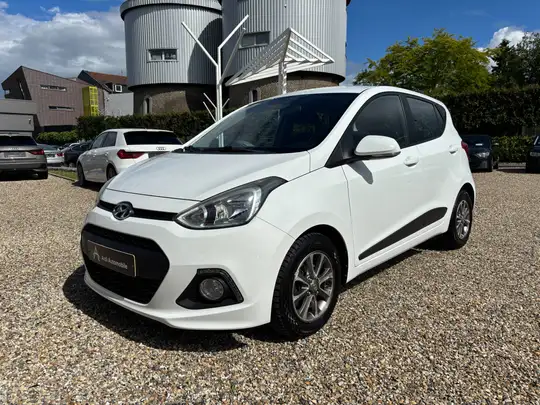 Hyundai i10 1.0i *CRUISE CONTROL*BLUETOOTH*CAPTEUR AR*GARANTIE*