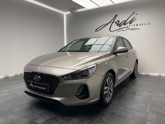 Hyundai i30 1.4 T-GDi *CARPLAY*FRONT ASSIST*CAMERA*GARANTIE*