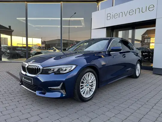 BMW 318 *GARANTIE*1ER PROPRIETAIRE*LED AMBIANCE*VOLANT+SIEGES CHAUFFANT*