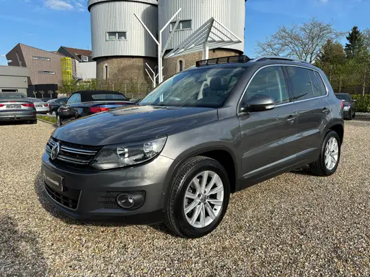 Volkswagen Tiguan 2.0 TDi *TOIT OUV+PANO*SIEGE CHAUFF*1ER PROPRIO*GARANTIE*