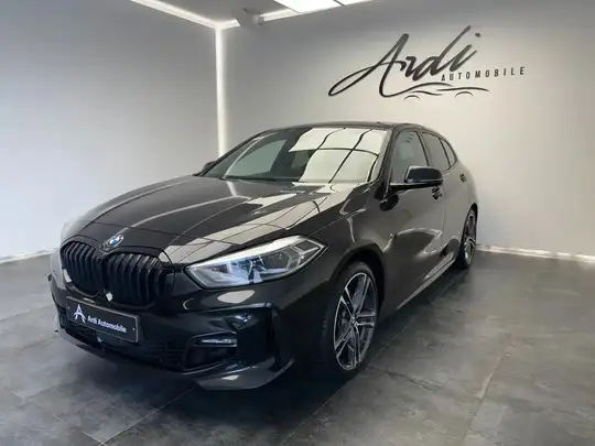 BMW 118 iA *PACK M*CARPLAY*FULL LED*1ER PROPRIO*GARANTIE*